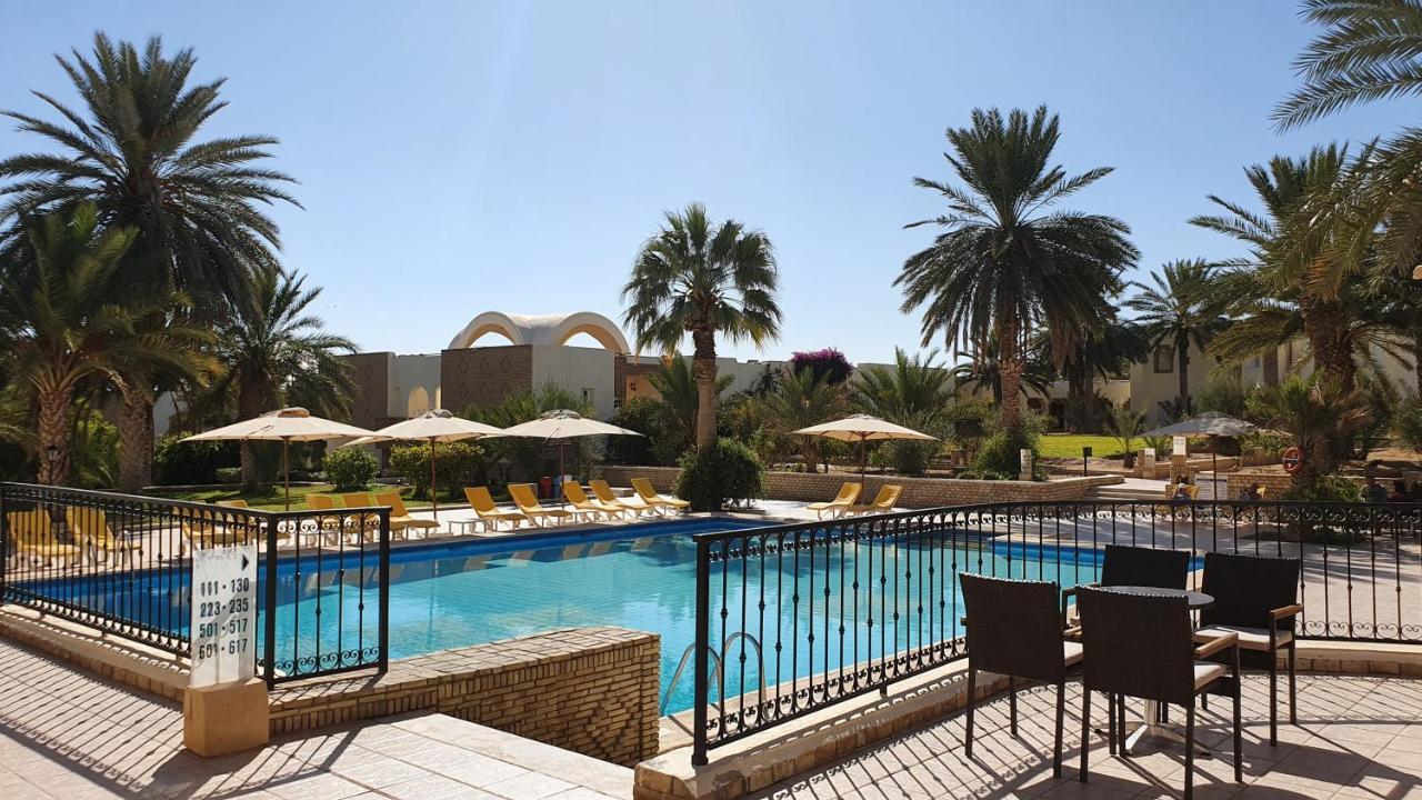 Ras El Ain Hotel Tozeur Exterior photo